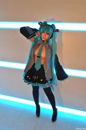 amateur pic miku200