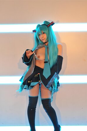 amateur pic miku209