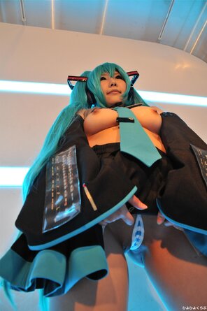 amateur pic miku230