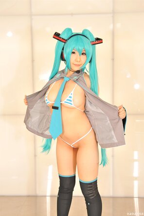 amateur pic miku320