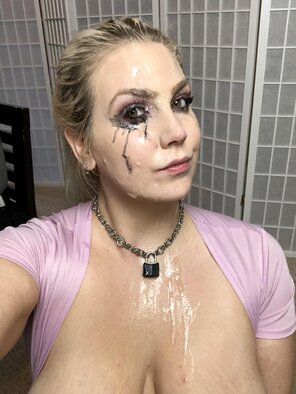 amateur pic Cum, spit and black tears. Good combo?