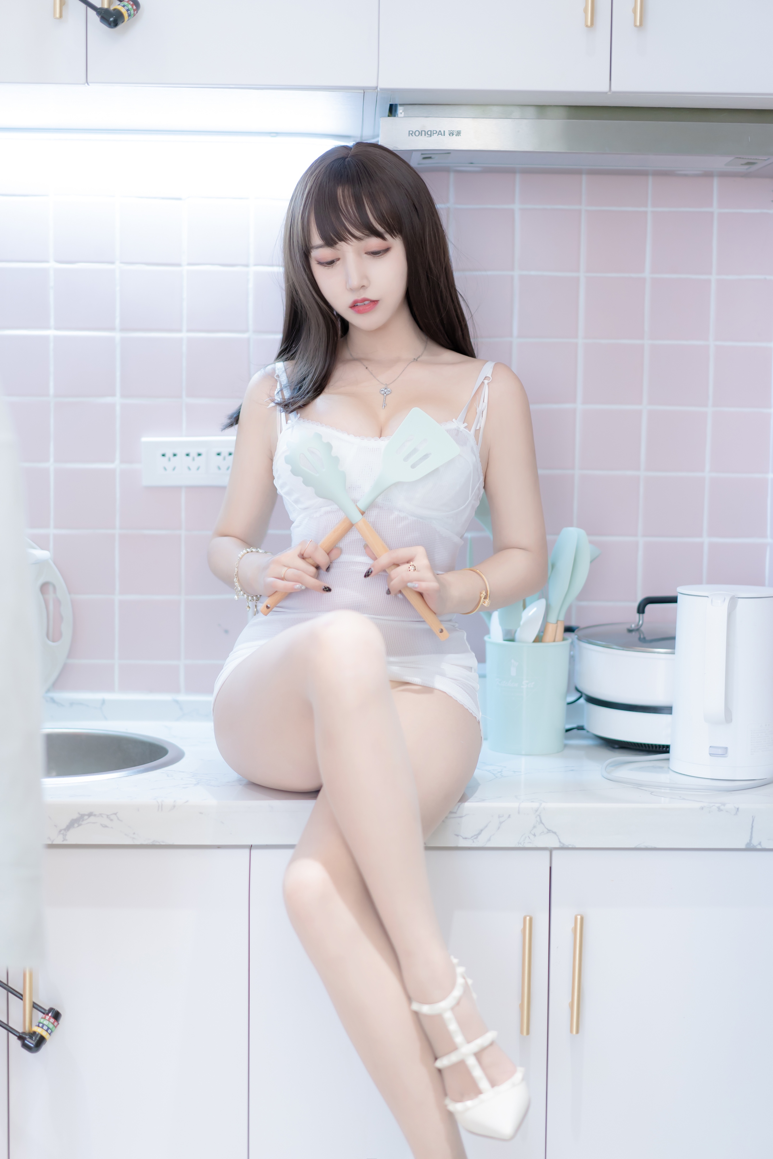 amateur photo Mixian Sama (过期米线线喵) - 大姐姐 (54)