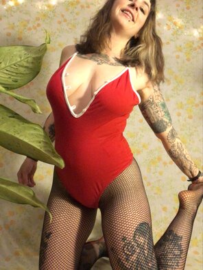 amateur photo Red bodysuit & fishnets :)