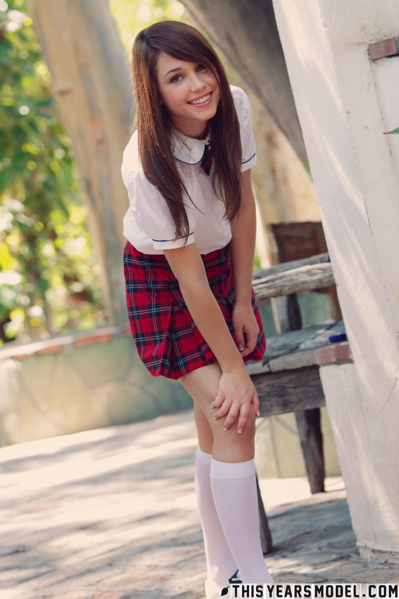 amateur photo Marissa-Mei-strips-off-Schoolgirl-Outfit-outdoors_003_big