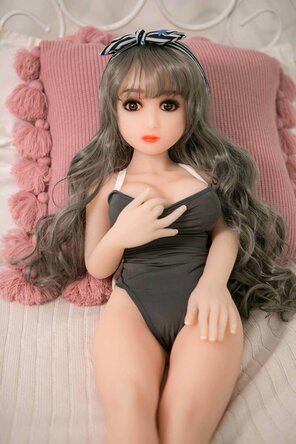 amateur pic japanese-teen-student-love-dolls_87_6