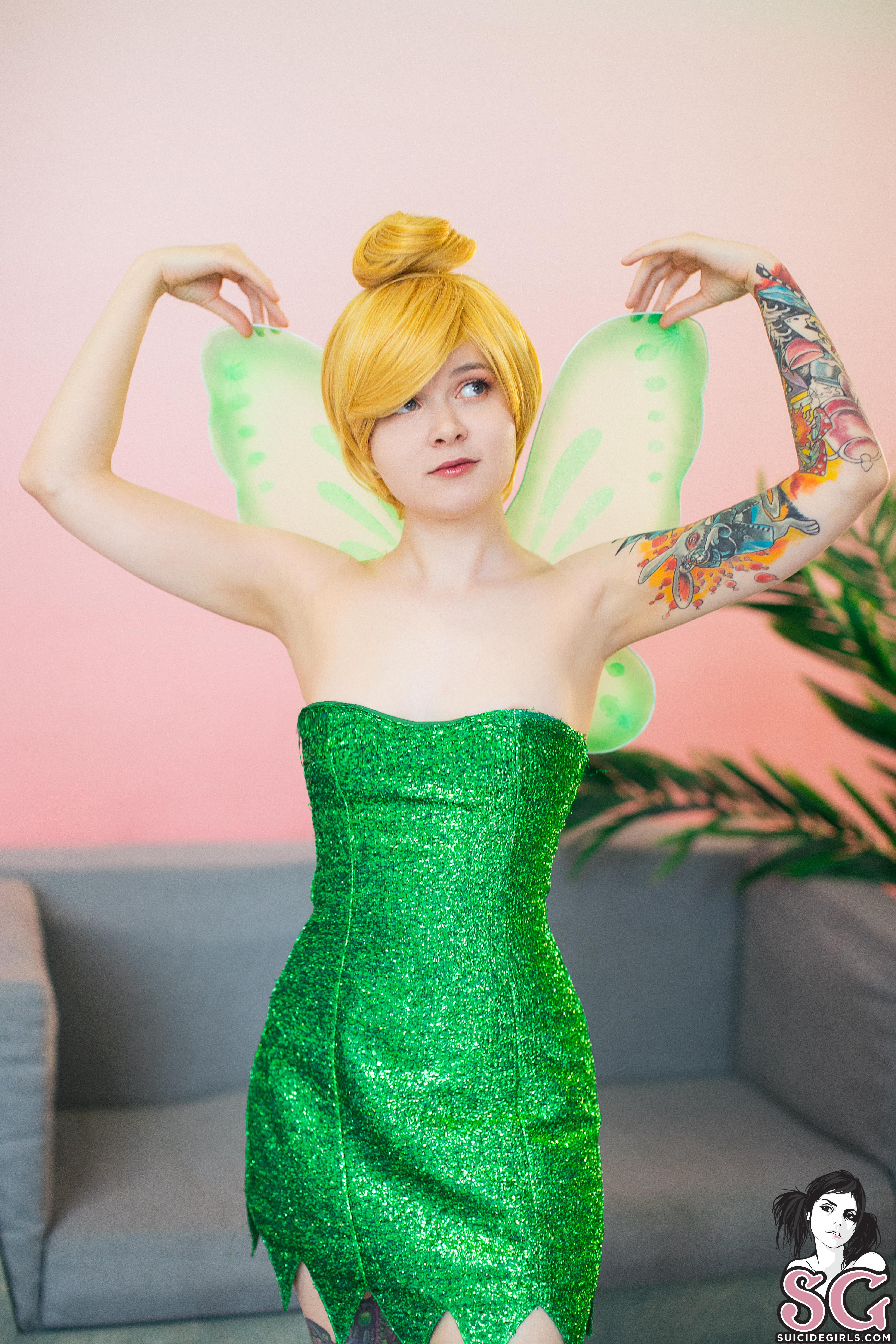 amateur photo Awondrr_Tinker_Bell_0003