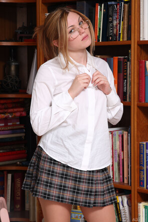 amateur pic ALS_The-Librarian_Jayme-Langford_high_0030