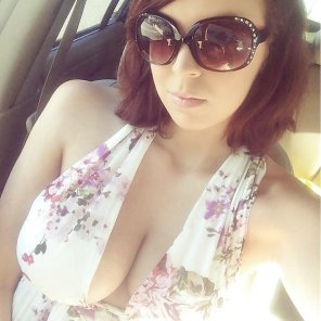 amateur photo Big tits chubby teen - nude selfie fan shares her boobs