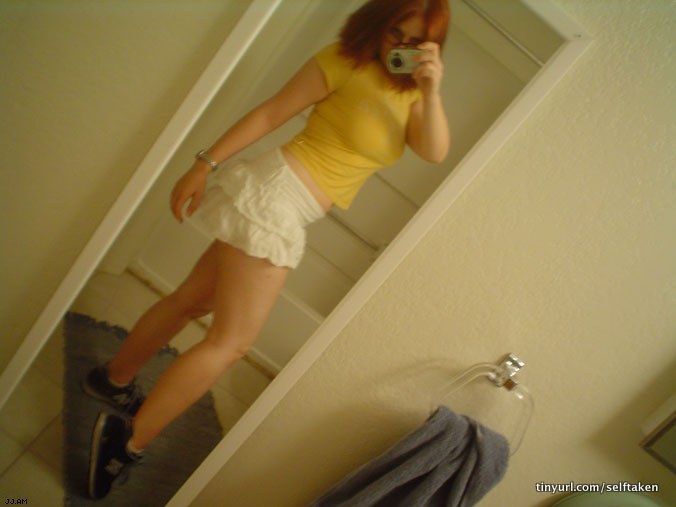 amateur photo Selfshot_mirror01100