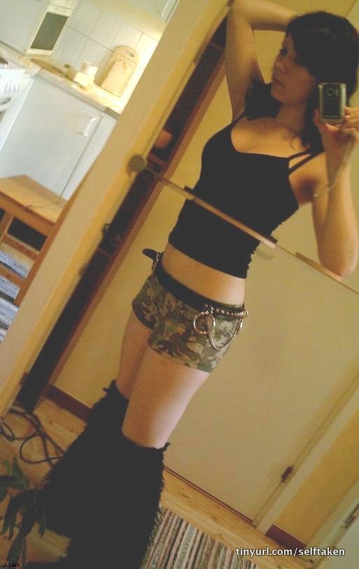 amateur photo Selfshot_mirror00356