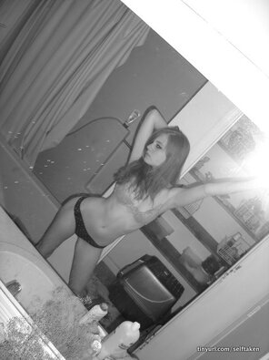 amateur pic mirror_1192