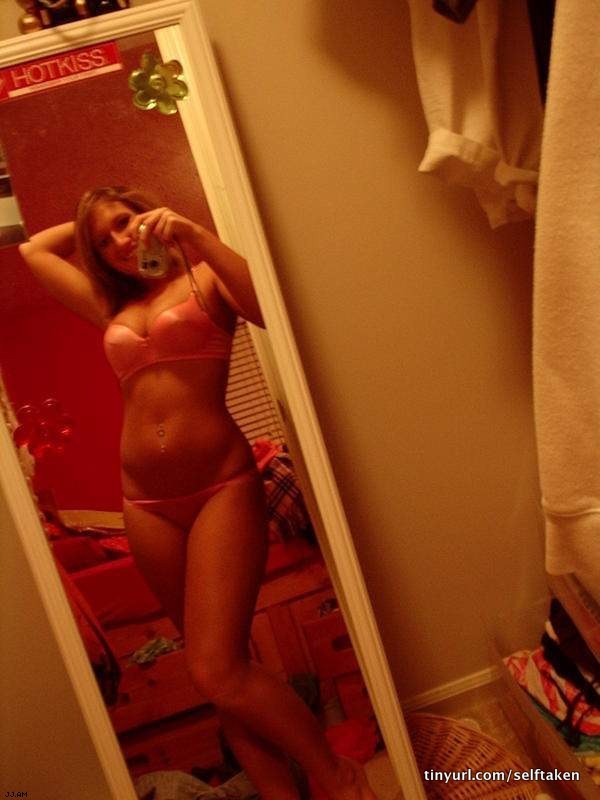 amateur photo Selfshot_mirror00294