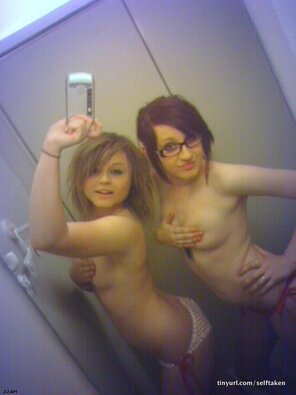 amateur pic Selfshot_mirror00113