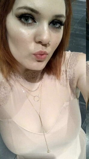 amateur pic redhead (4435)