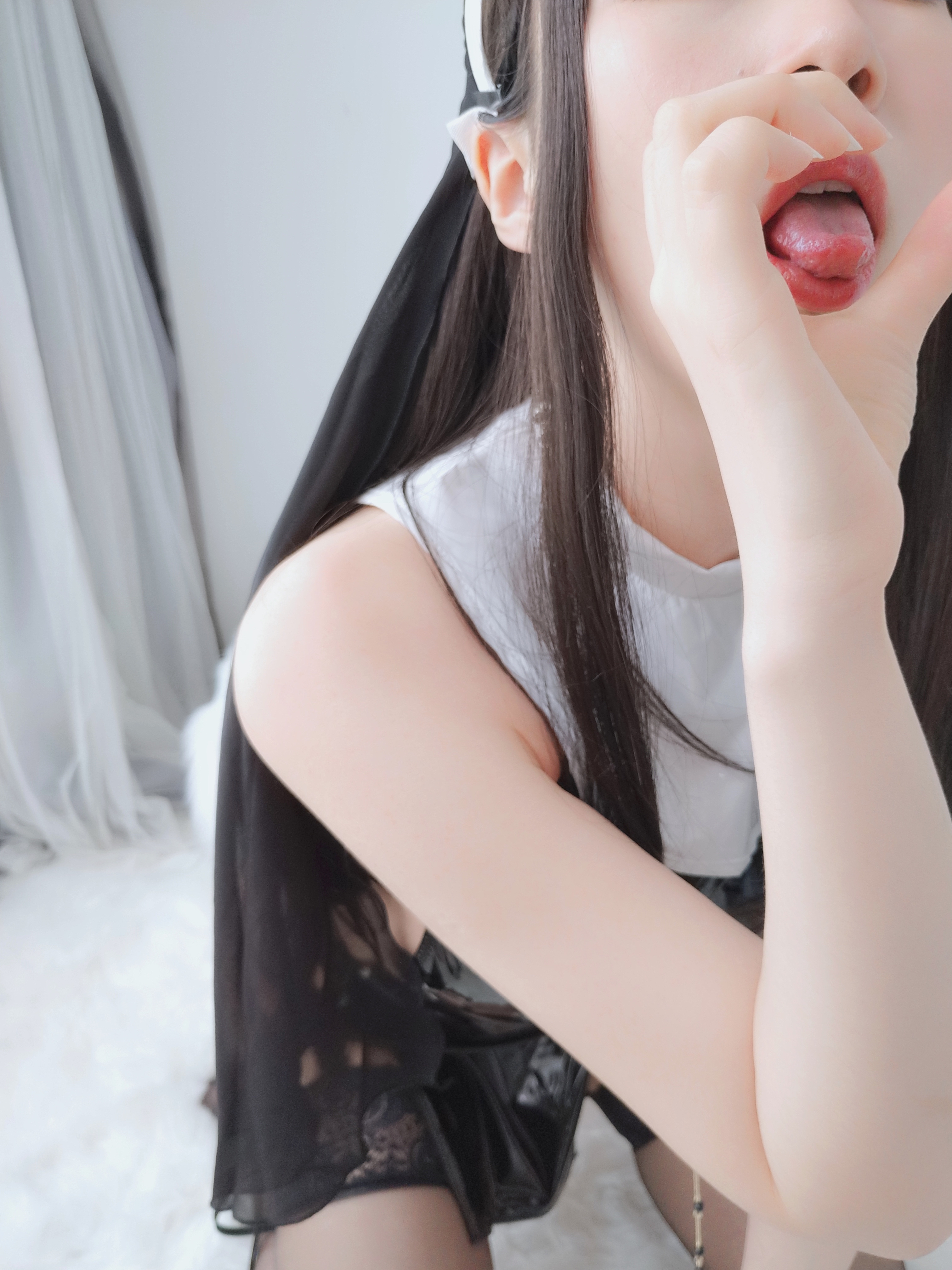 amateur photo Baiyin811 (白银81) - 皮衣修女 (10)