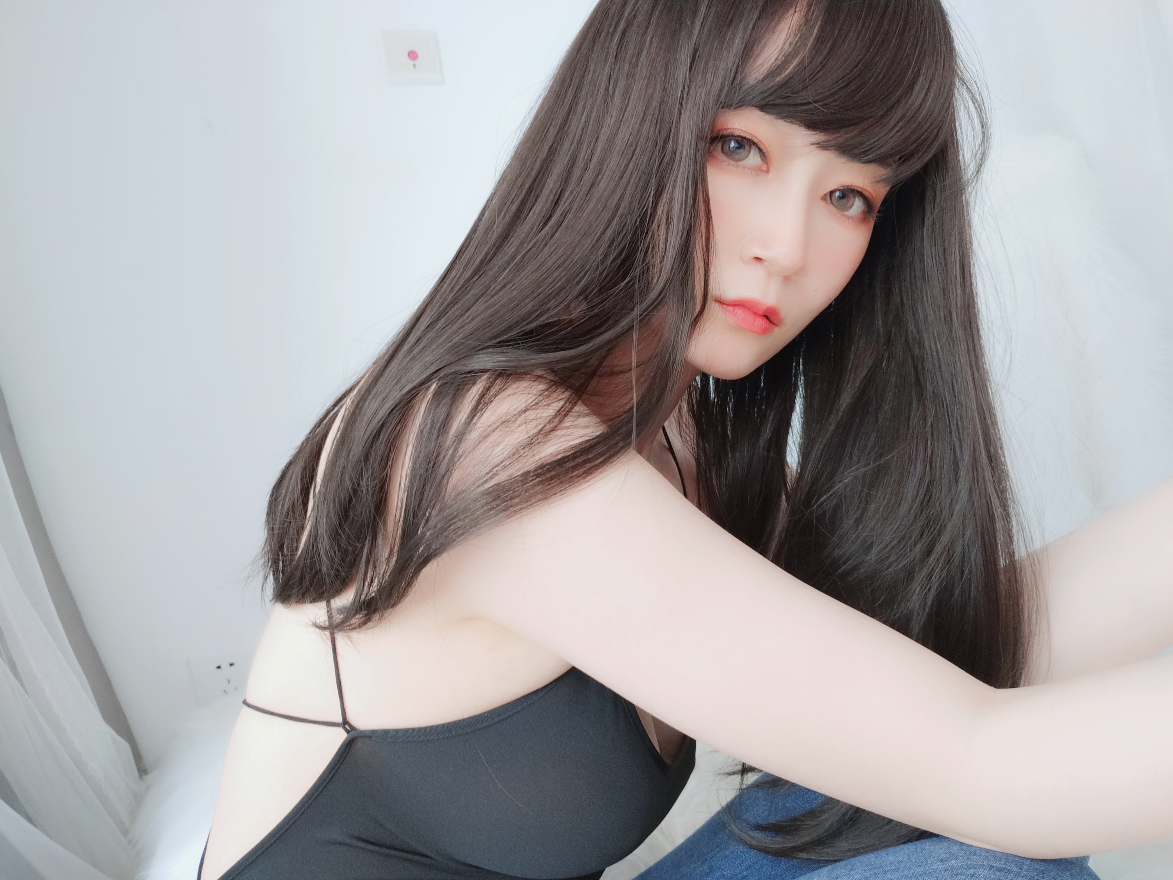 amateur photo Baiyin811 (白银81) - 露背上衣 (12)