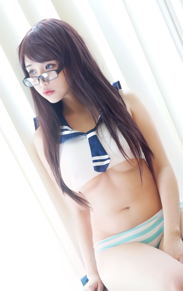 amateur photo Hana-Bunny-School-Girl-4