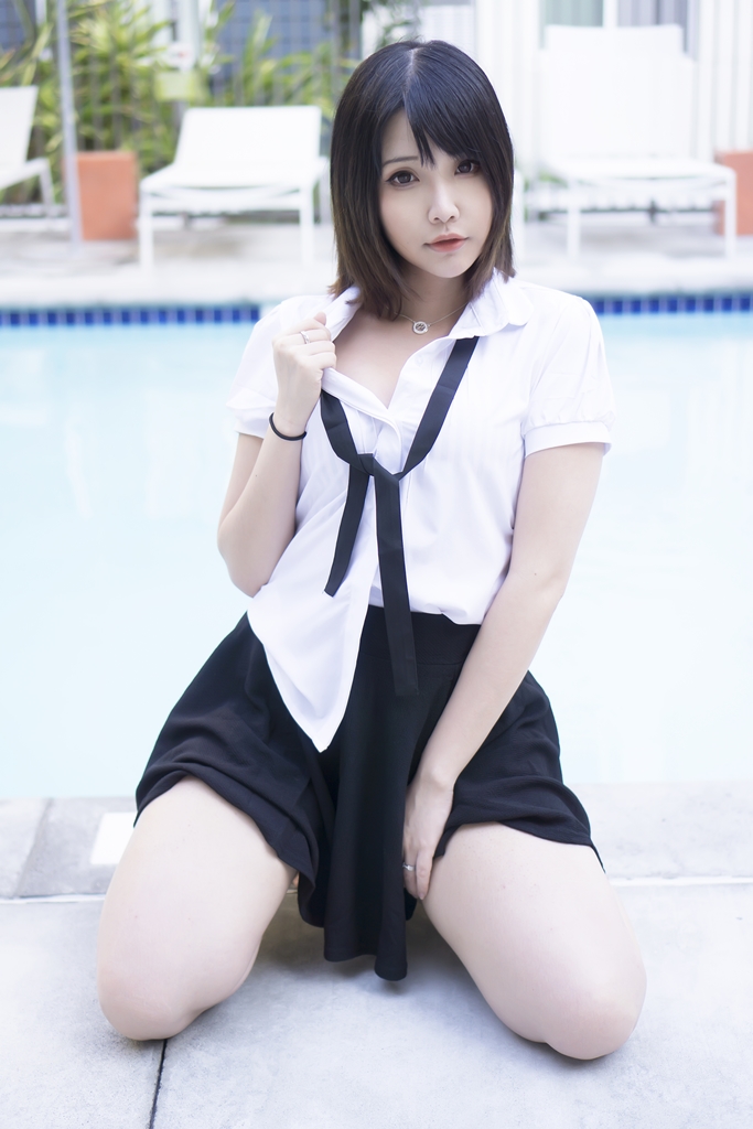 amateur photo Hana-Bunny-Wet-Shirt-Casual-1