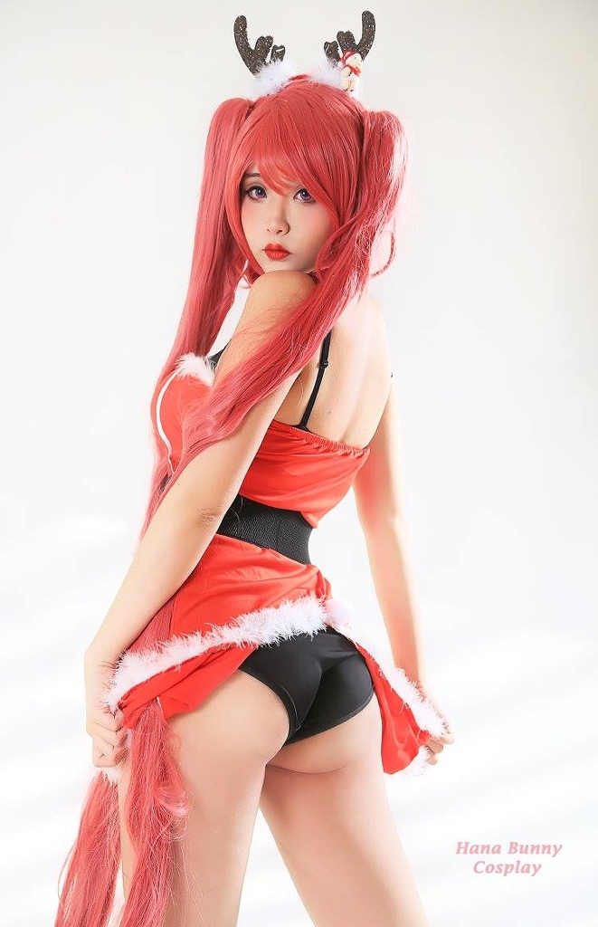 amateur photo Hana-Bunny-Xmas-1