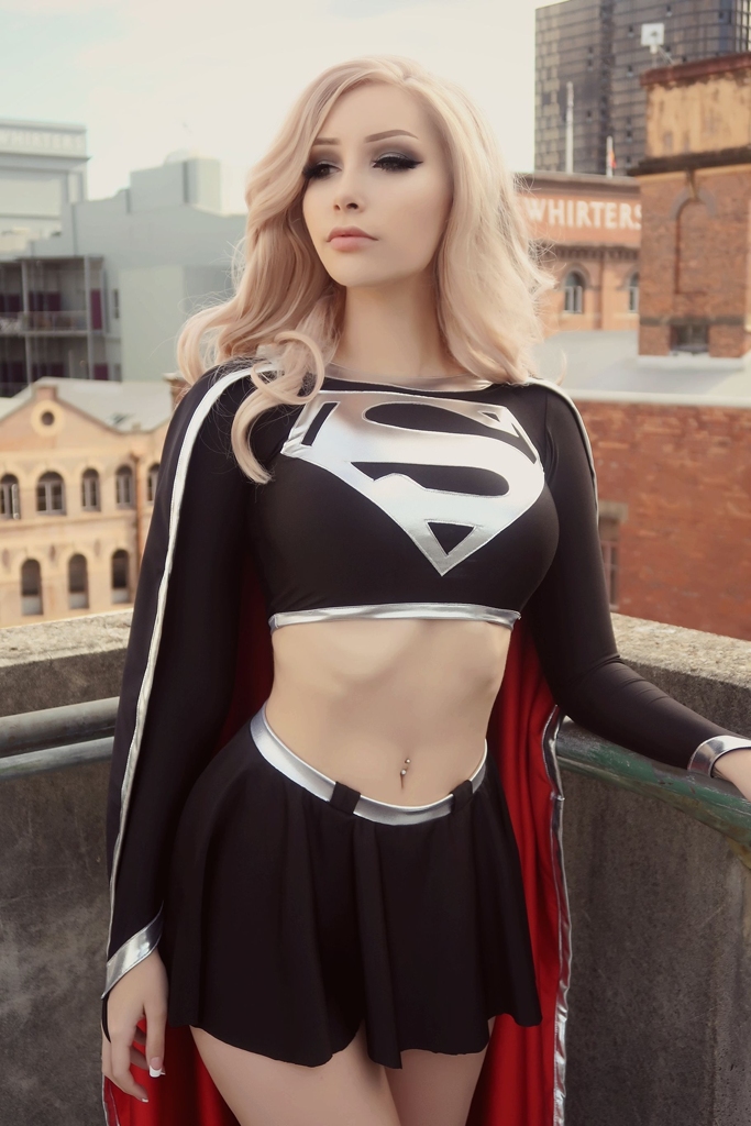 amateur photo Beke-Jacoba-Dark-Supergirl-2