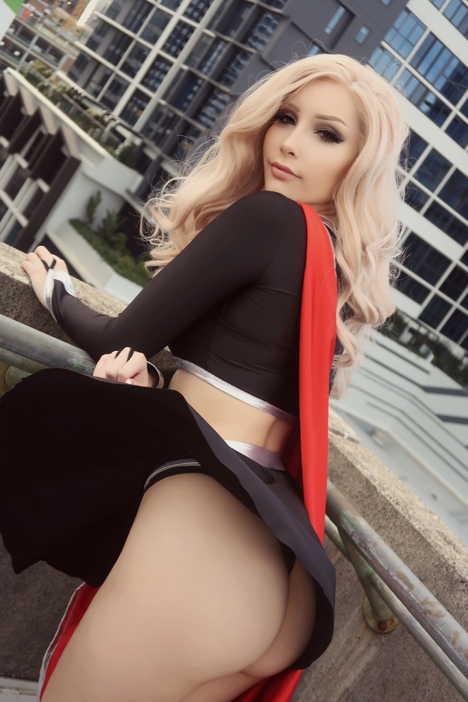 amateur photo Beke-Jacoba-Dark-Supergirl-11