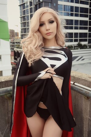 amateur pic Beke-Jacoba-Dark-Supergirl-12