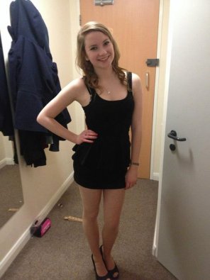 amateur pic Little Black Dress