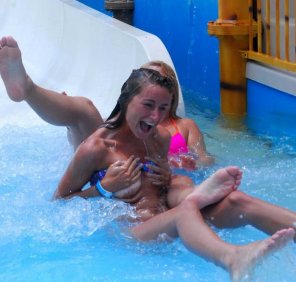 amateur pic Water slide nipslip