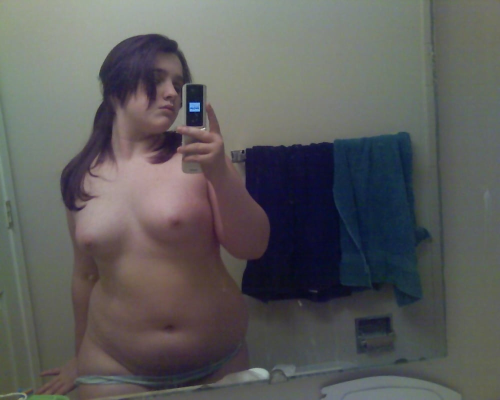 https://static-eu-cdn.eporner.com/gallery/aW/92/Dbtcr7y92aW/8085542-chubby-small-tits.jpg