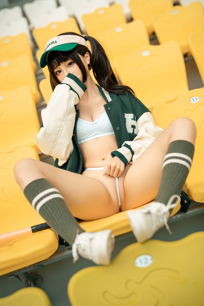 amateur photo Chunmomo-蠢沫沫-Baseball-Girl-23