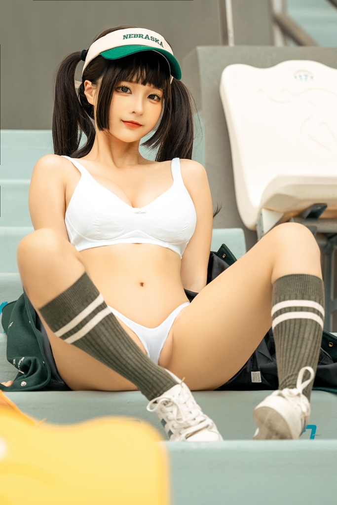 amateur photo Chunmomo-蠢沫沫-Baseball-Girl-40