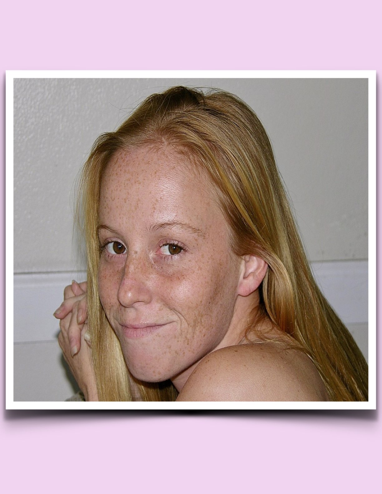 amateur photo ‎Pretty Young Freckles.‎38