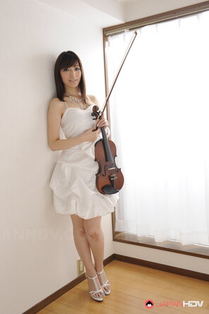 Yuria Tominaga-2