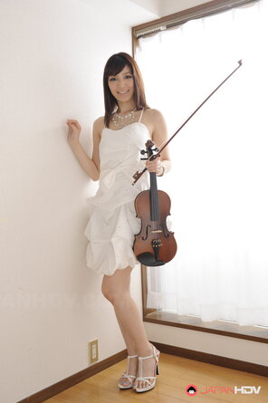 Yuria Tominaga-9