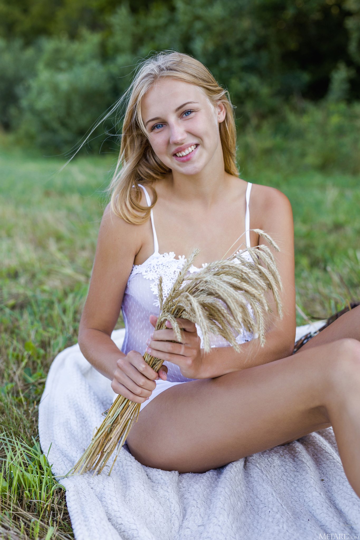 amateur photo MetArt_Grains_Beti_0002