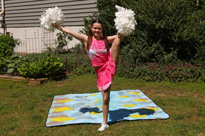 amateur pic ALS_Cheer-Section_Trinity-Olsen_high_0005