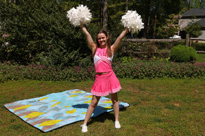 amateur pic ALS_Cheer-Section_Trinity-Olsen_high_0009