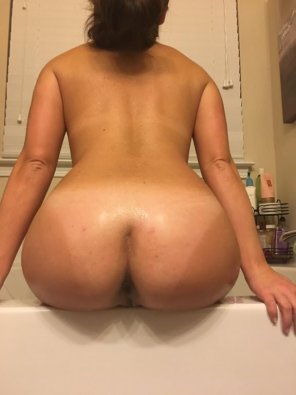 amateur pic shower ass