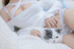 amateur photo Mixian Sama (过期米线线喵) - 我和猫 (19)