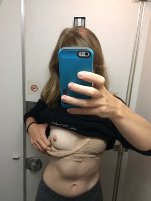Too short to take airplane bathroom nudes -- I had to stand on my tiptoes to take this!