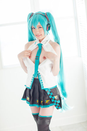 amateur pic [ (Tsuchiya Asami)] MikuCos (Vocaloid)_836530-0184