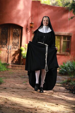 amateur pic polo_7474 - SweetheartVideo Charlotte Stokely - Confessions Of A Sinful Nun - 00611-061