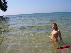 Nude Amateur Photos - Danish Babe On The Beach47