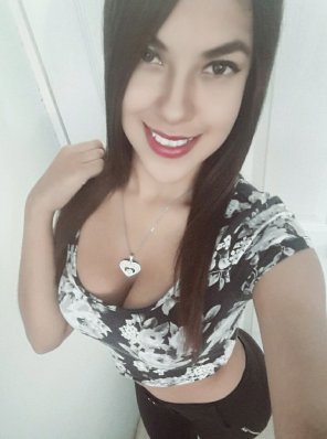 amateur photo Super sexy brunette latina