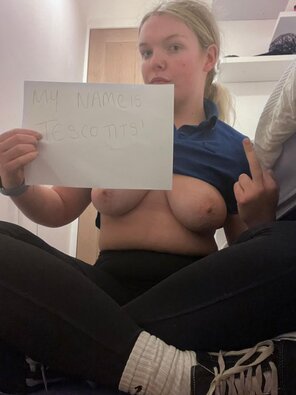 amateur pic Abigail Pritchett Tesco Tits (23)