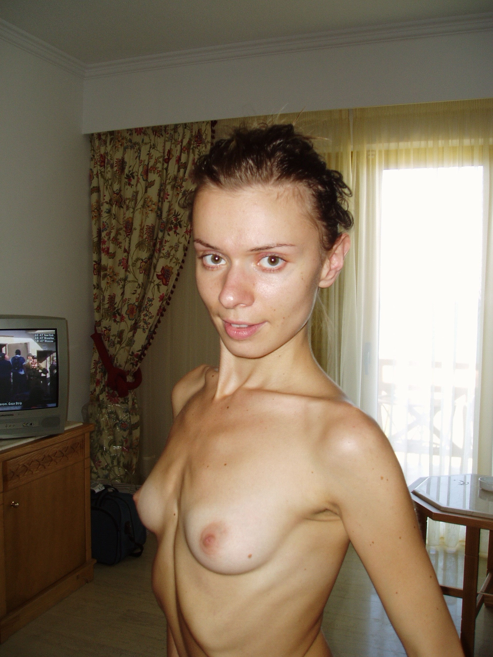 4375749-ap5871859-148-nude.webp