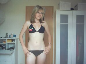 amateur pic Hottest Nerdy Slut Rare Pic_ 8635E6A