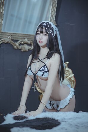 amateur pic Mixian Sama (过期米线线喵) - 修女 (4)