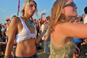 Music festival hot