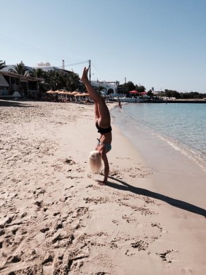 Handstand